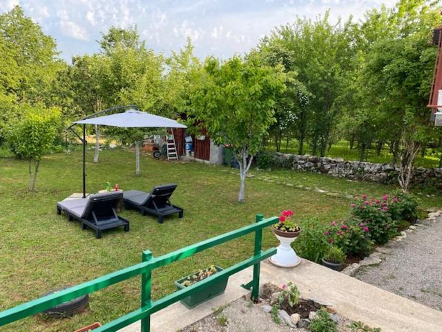 Villa Kalista à Jurdani Extérieur photo